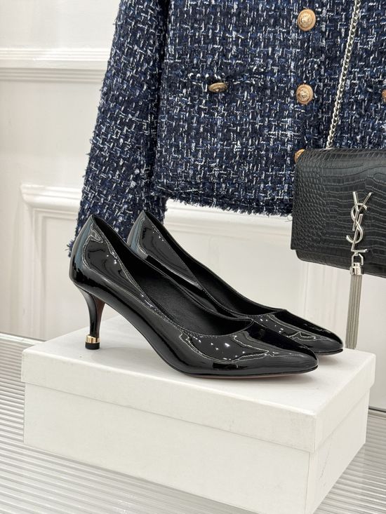 Chloe Minimalist Patent Leather Pumps Comfortable Versatile Footwear