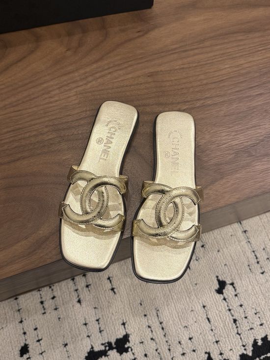 Chanel Classic Double C Design Casual Slide Slippers