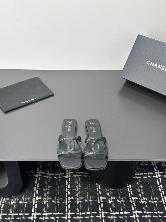 Chanel Stylish Slip-On Mules in Luxurious Leather