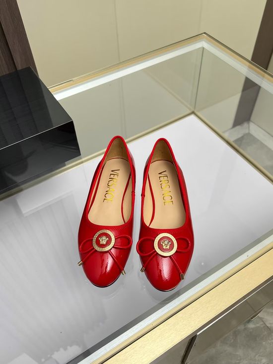 Versace Classic Round Toe Leather Casual Comfort Flats