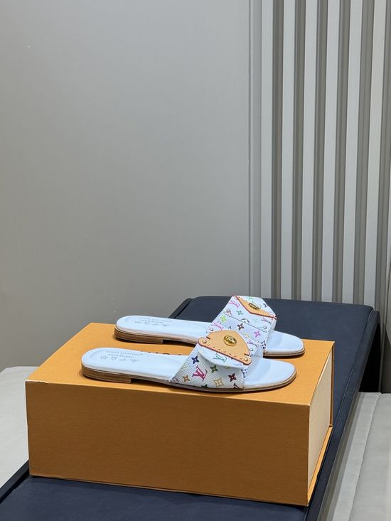 Louis Vuitton Comfortable Flat Slides High Quality Leather Lining