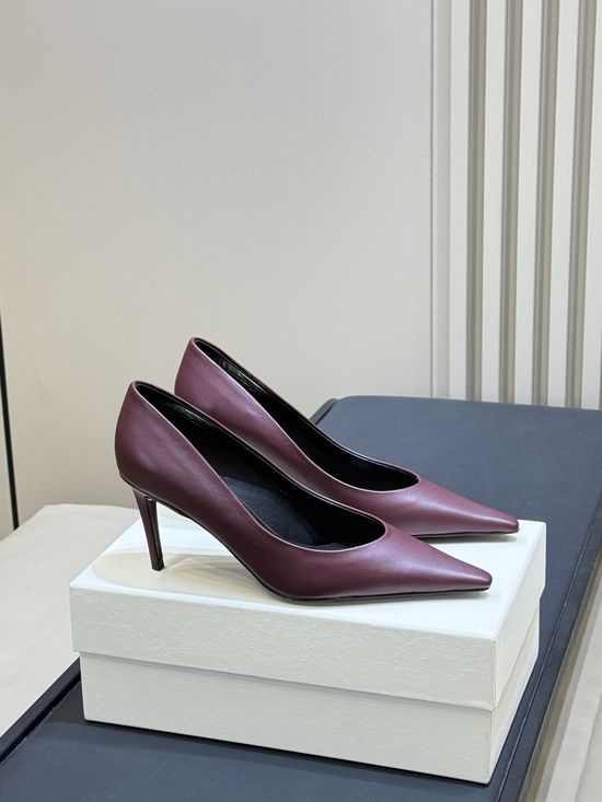 Yves Saint Laurent Pointed Toe Low Heel Slingback Leather Pumps