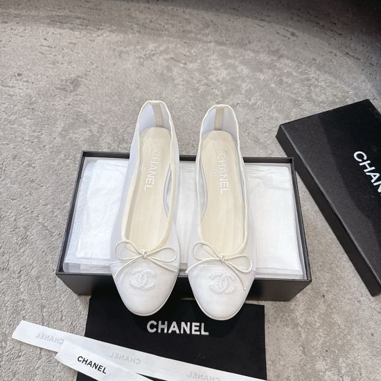 Chanel Elegant Daily Wear Velvet Ballet Flat Shoes