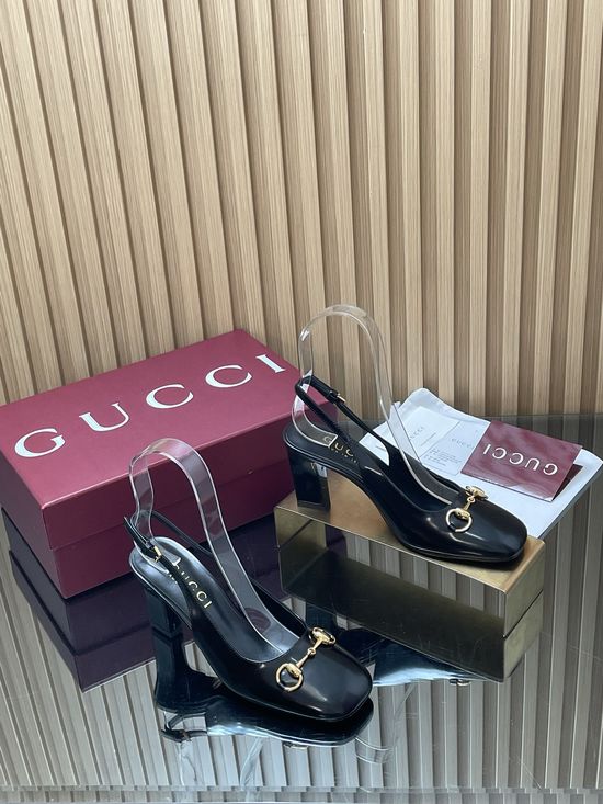 Gucci Block Heel Buckle Fastening Leather Dress Sandals