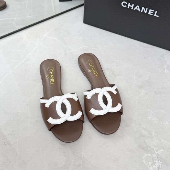 Chanel Logo Decor Leather Upper Comfort Flat Slide Slippers