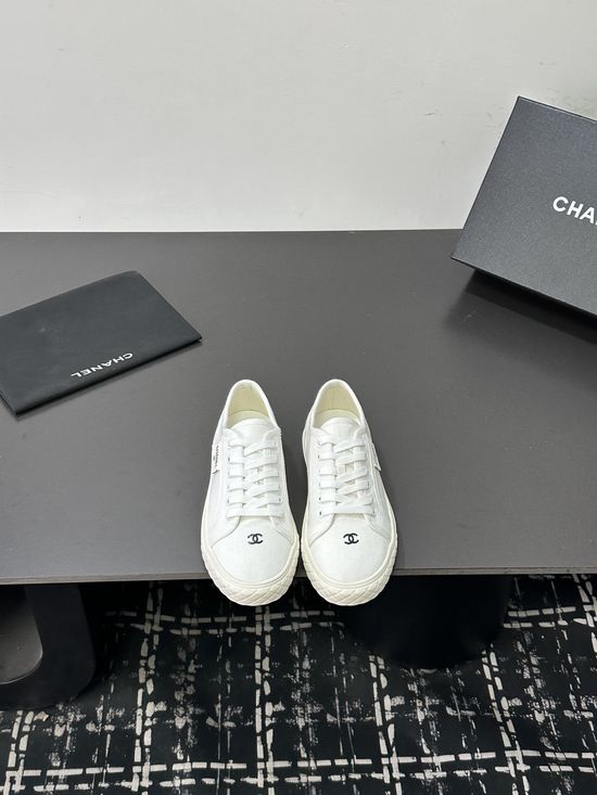 Chanel Color Block Low Top Canvas Casual Sneakers