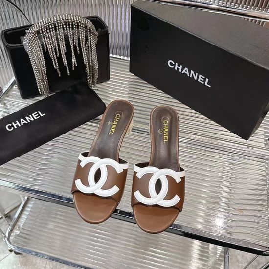 Chanel Elegant Chunky Heel Slide Sandals Premium Leather Upper