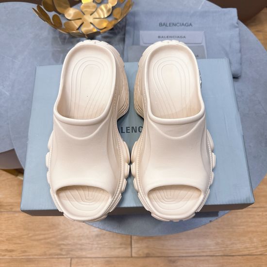Balenciaga Comfort Foam Casual Slides with Original Detail Design