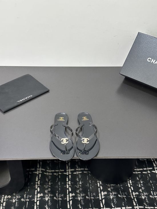 Chanel Lightweight Non-slip Casual Flip Flop Slippers