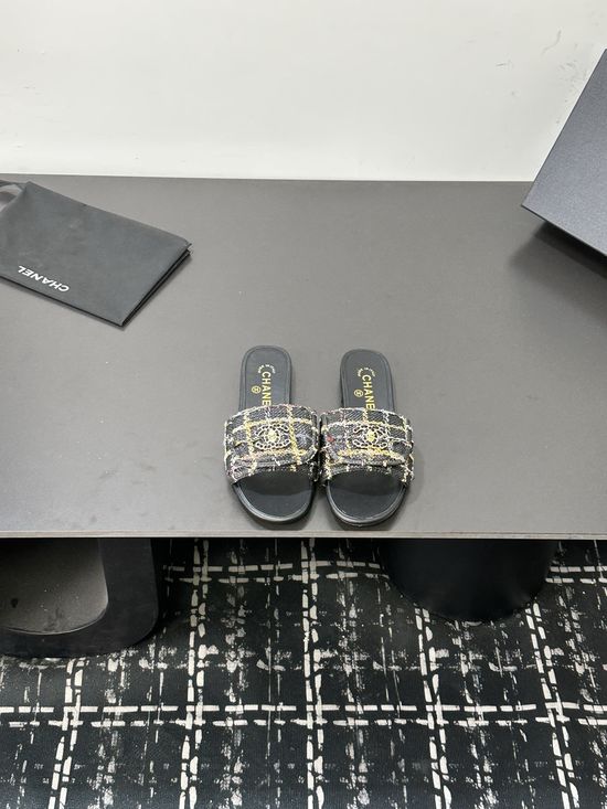 Chanel Comfortable Sheepskin Lining Casual Slides