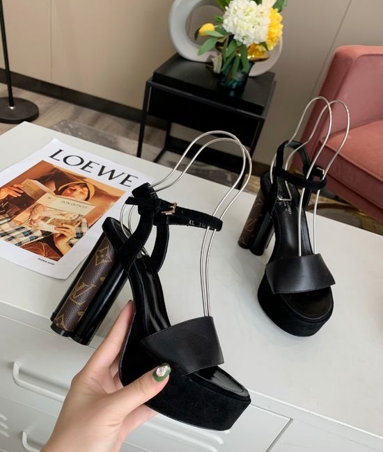 Louis Vuitton LV Comfortable Platform High Heel Sandals With Leather Outsole