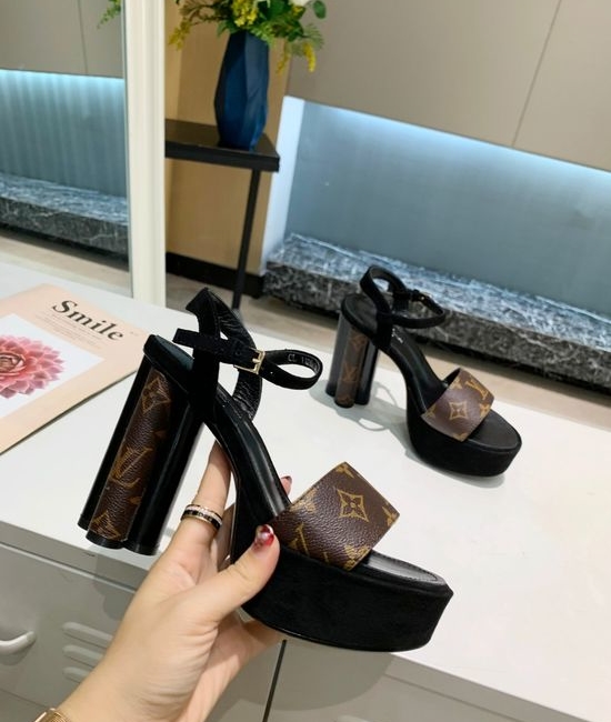 Louis Vuitton LV Color Block Leather Shoes with Italian Sole Two Buckle Design