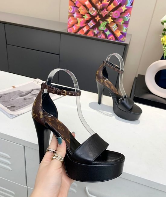 Louis Vuitton LV Elegant Floral Pattern High Heels With Non-slip Sole