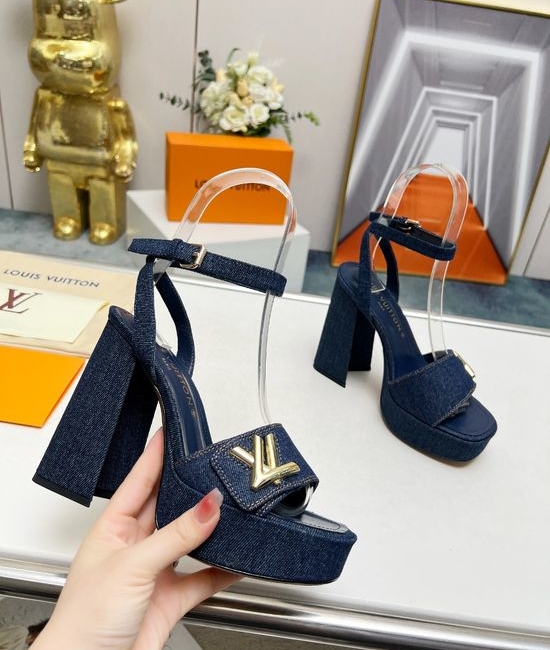 Louis Vuitton LV Premium Texture Platform Sandals Soft Goat Leather Insole Durable Sole