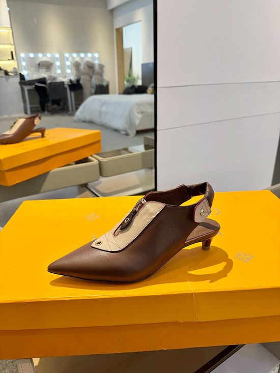 Louis Vuitton Classic Monogram Leather Low-Heel Dress Shoes