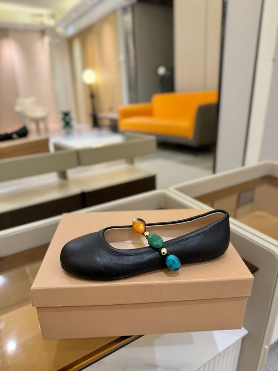 Gianvito Rossi Gemstone Decor Mary Jane Flat Casual Shoes