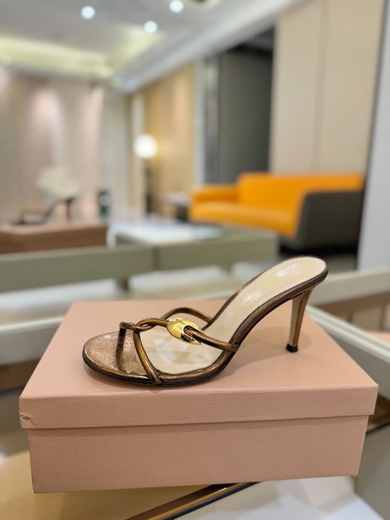 Gianvito Rossi Soft Leather Upper Block Heel Casual Slide Sandals