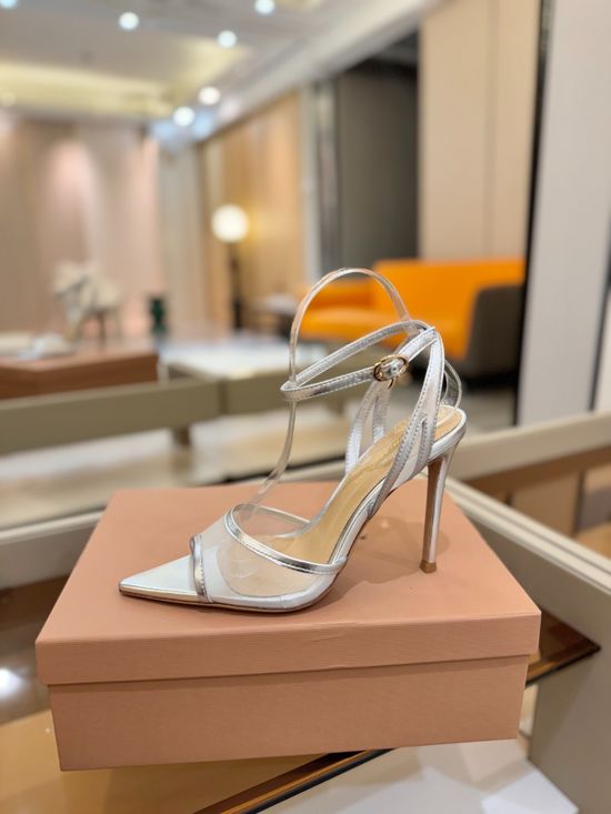 Gianvito Rossi Minimalist Leather Mesh High Heel Shoes