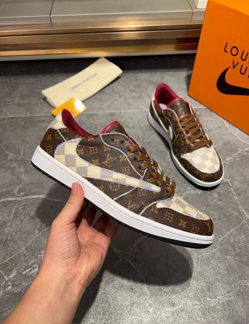 Louis Vuitton LV High Version Sneaker With Comfortable Sole