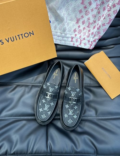 Louis Vuitton LV Top Layer Cowhide Loafers Exquisite Craftsmanship