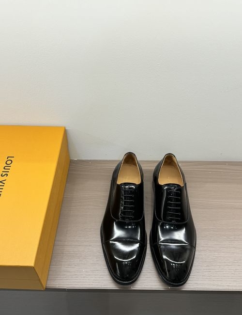 Louis Vuitton LV Cowhide Leather Formal Oxford Shoes