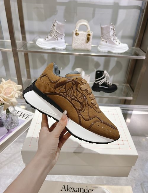 McQueen Sprint Leather Emobossed Logo Sneakers