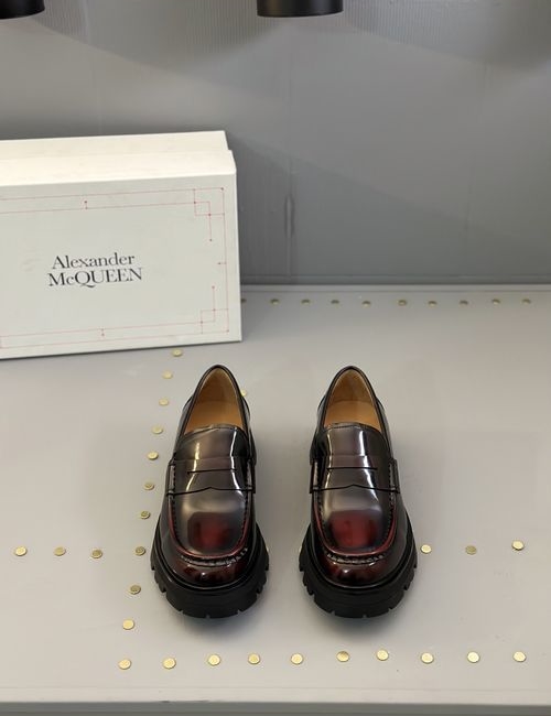 McQueen Brogue Thick Sole Durable Derby Shoes