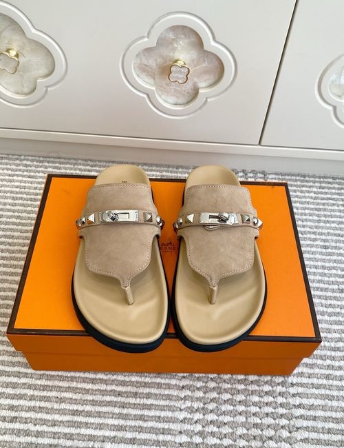 Hermes Kelly Buckle Thong Cowhide Leather Slippers