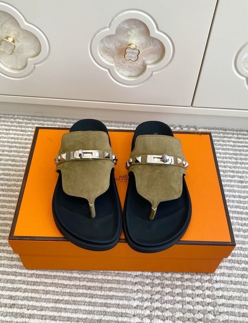 Hermes Kelly Buckle Thong Cowhide Leather Slippers