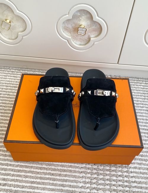 Hermes Kelly Buckle Thong Cowhide Leather Slippers