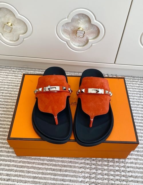 Hermes Kelly Buckle Thong Cowhide Leather Slippers