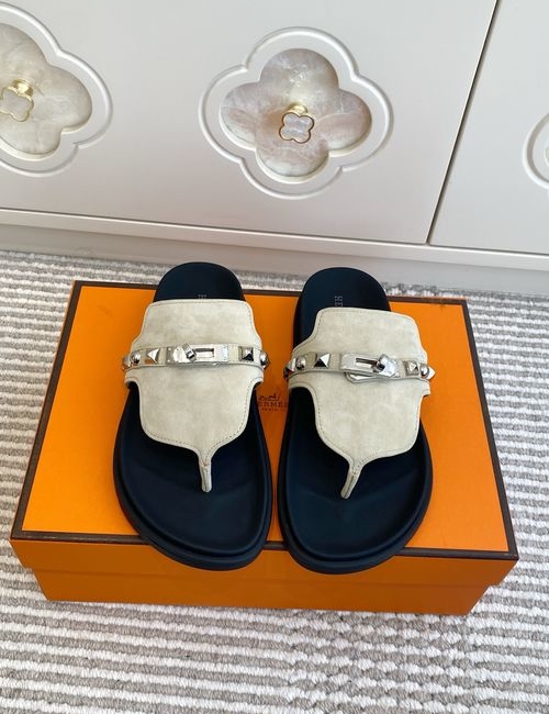 Hermes Kelly Buckle Thong Cowhide Leather Slippers