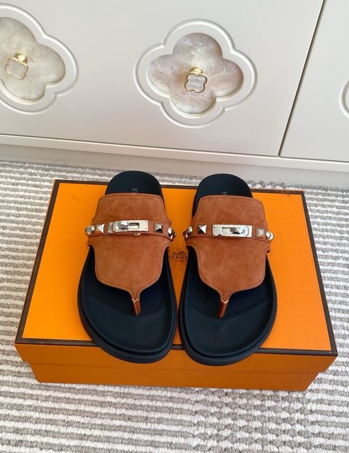Hermes Kelly Buckle Thong Cowhide Leather Slippers