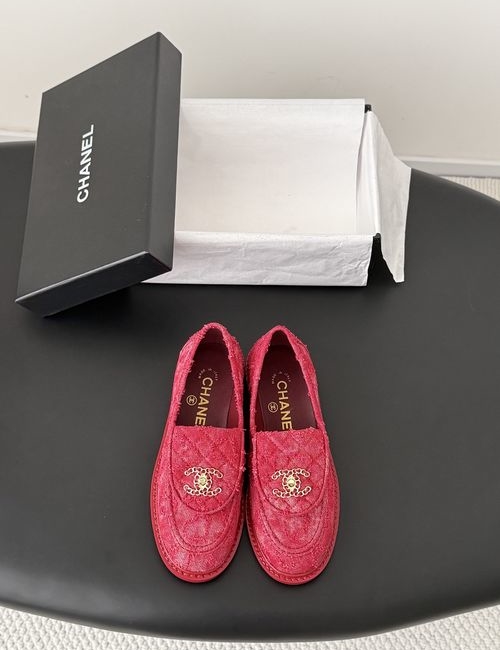 Chanel Turnlock Flats With Genuine Leather Sole