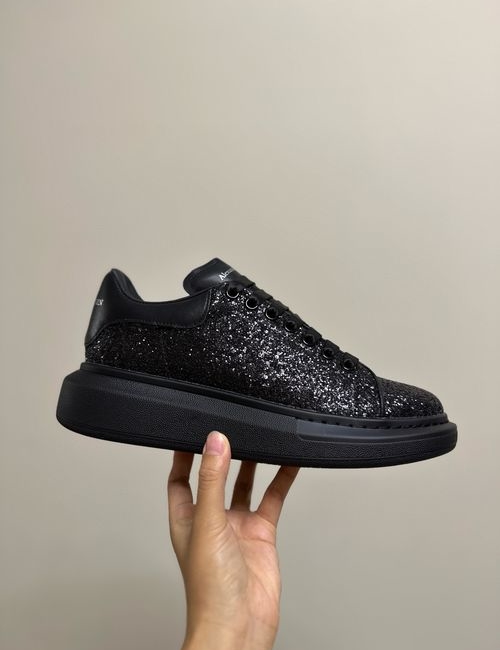 McQueen Premium Leather Sneakers With Accessories