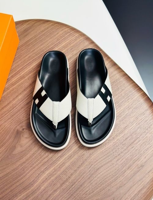 Hermes Cowhide Slippers With Non-slip Rubber Sole