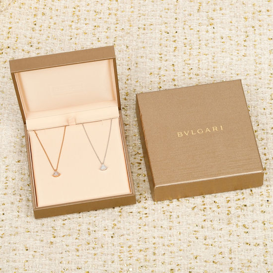 Bvlgari Elegant Fan-shaped Full Diamond Necklace