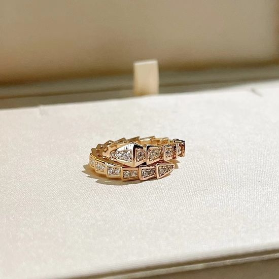 Bvlgari Slender Snake Diamond Ring