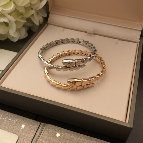 Bvlgari Sleek Snake Shape Diamond Bracelet