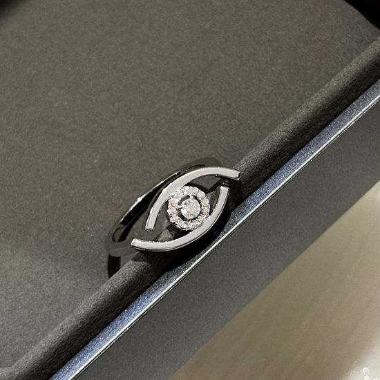 Messika Messika Eye Ring: Luxury Custom Jewelry