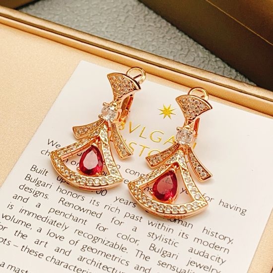 Bvlgari Red Drop Diamond Skirt Rose Gold Earrings