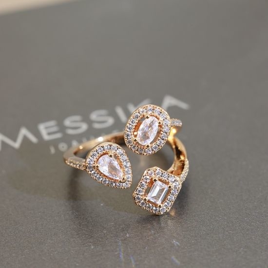 Messika Classic Crafted Band Ring
