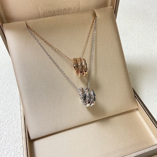 Bvlgari BVLGARI Glossy Triple Snake Necklace