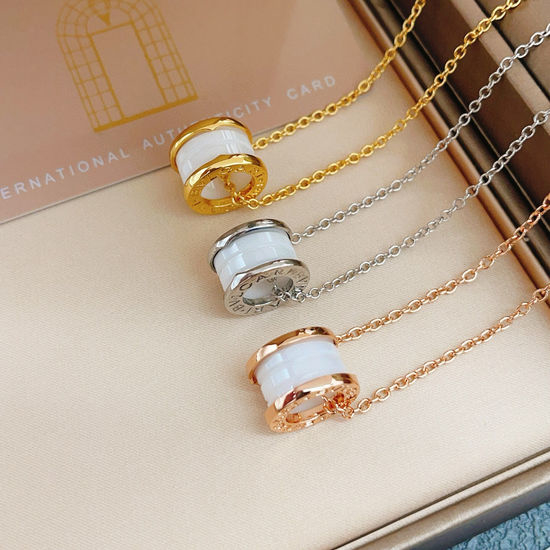 Bvlgari Spring White Ceramic Pendant Necklace