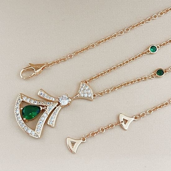 Bvlgari Rose Gold Green Diamond Skirt Shape Necklace