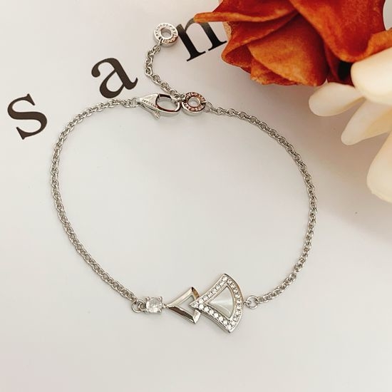 Bvlgari White Mother of Pearl Fan Bracelet