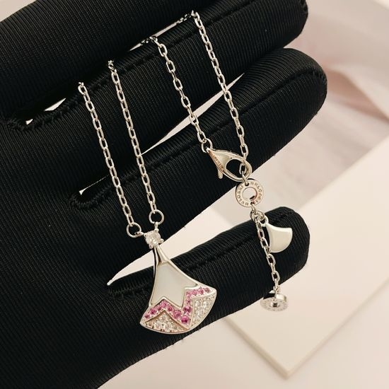 Bvlgari Diamond Inlaid Mother of Pearl Fan Necklace