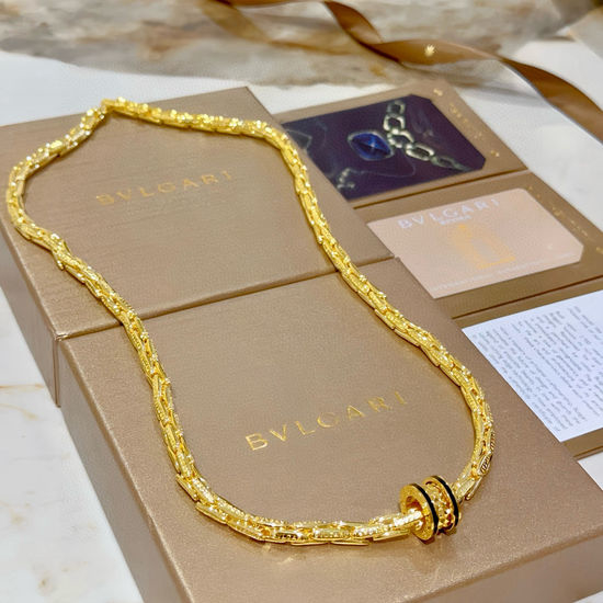 Bvlgari Elegant Stone Inlaid Pendant Necklace