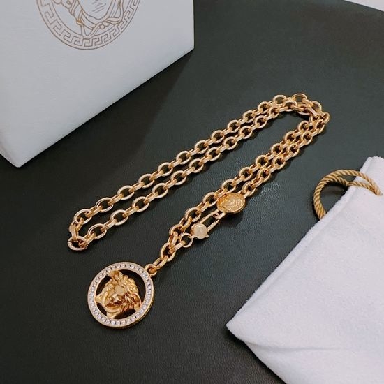 Versace Retro Pendant Necklace Adjustable Jewelry