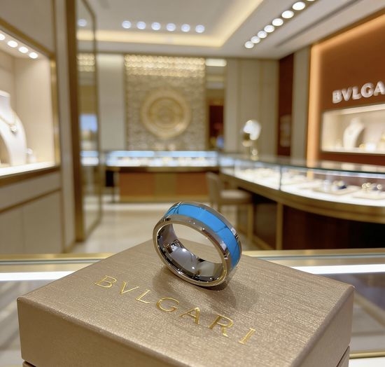 Bvlgari Turquoise Inlaid Elegant Necklace